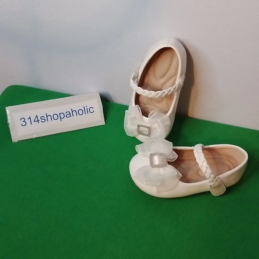 Toddler Girls White Patent Leather Shoes With Bow